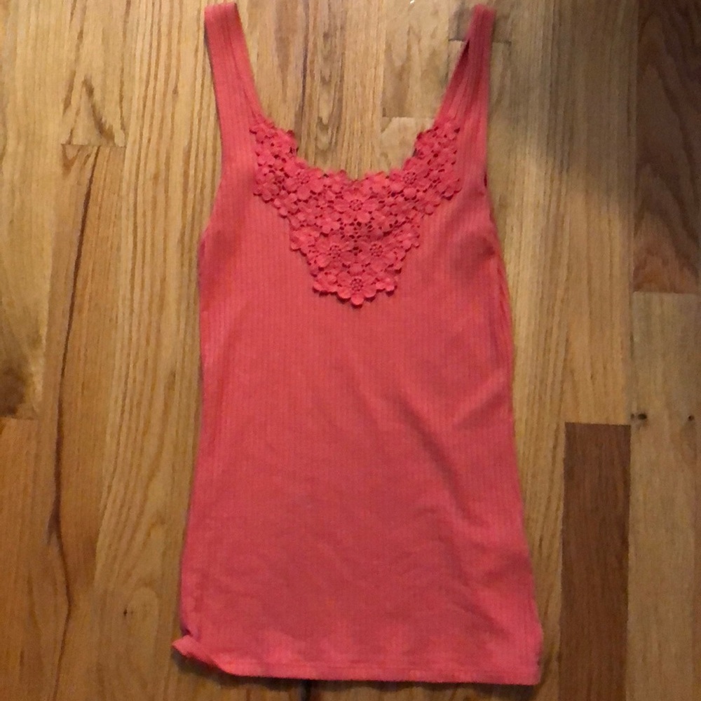 Pink tank top